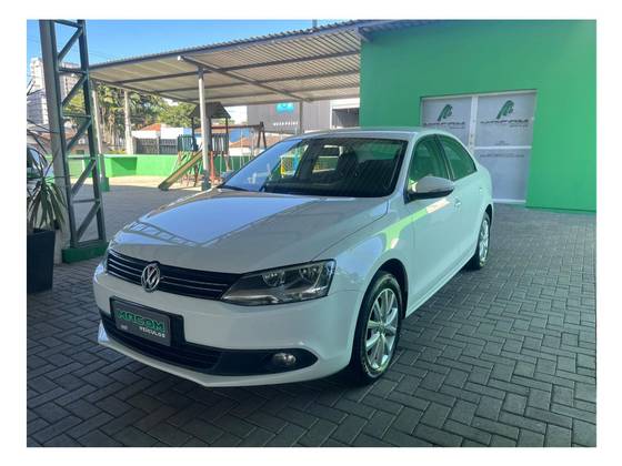 VOLKSWAGEN JETTA 2.0 COMFORTLINE FLEX 4P TIPTRONIC VOLKSWAGEN JETTA 2.0 COMFORTLINE FLEX 4P TIPTRONIC